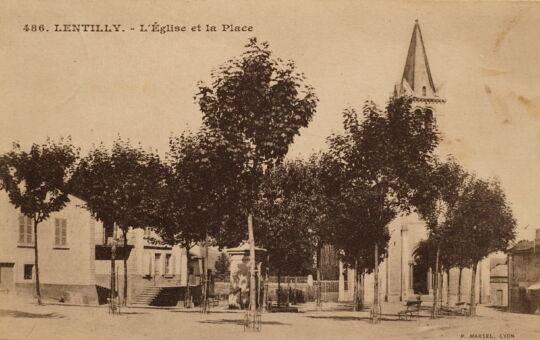 8 place du village