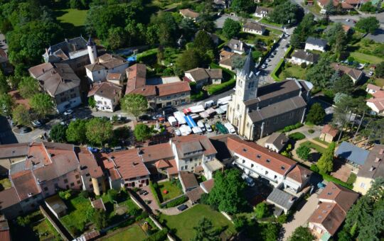 vue du ciel centre du village